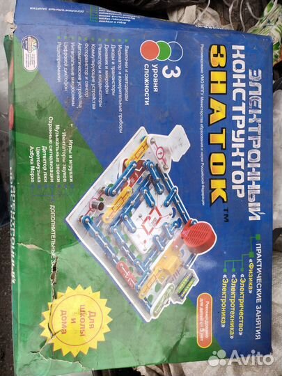 Электронный конструктор знаток