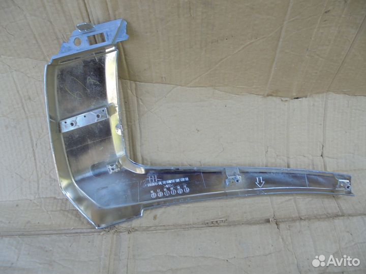 Накладка переднего бампера Mitsubishi Outlander 3