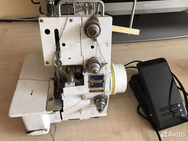 Оверлок «Yamata FN2-D» бытовой, рабочий