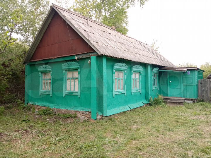 Дом 32,6 м² на участке 12 сот.