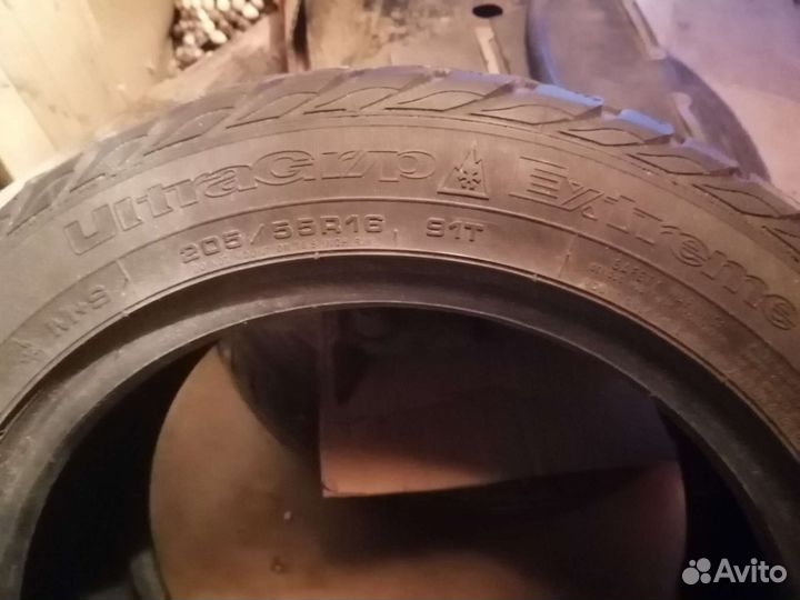 Goodyear UltraGrip Extreme 205/55 R16