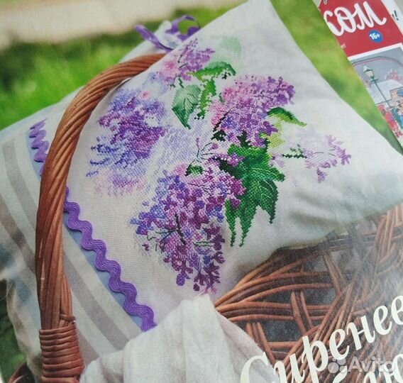 Вышиваю крестиком. Журналы. Подушки с вышивкой