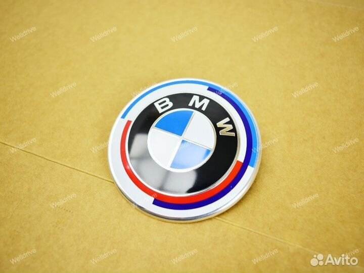 Эмблема на капот BMW 72мм юбилейная