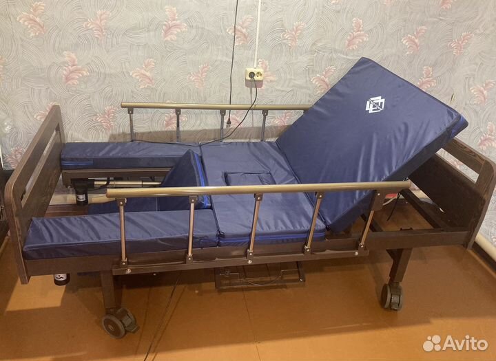 Кровать медицинская электрическая