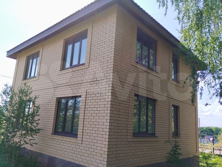 Дом 97 м² на участке 8 сот.