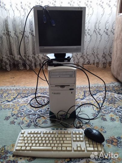 Компьютер