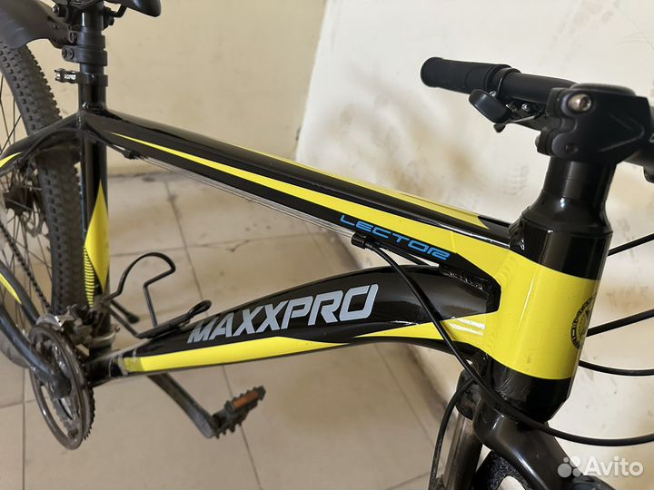 Велосипед maxxpro