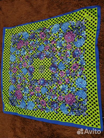 Шелковый женский платок