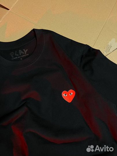Футболка CDG