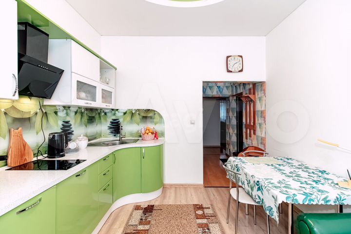 2-к. квартира, 48 м², 1/3 эт.