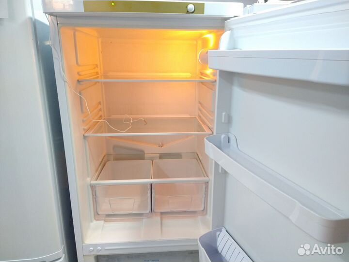 Холодильник Indesit бу
