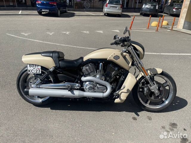 Harley-Davidson V-ROD