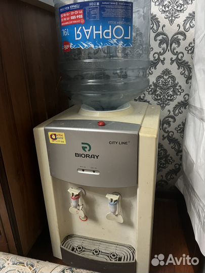 Кулер для воды настольный