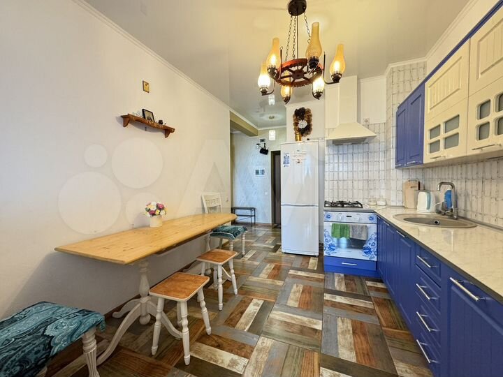 2-к. квартира, 60 м², 8/9 эт.