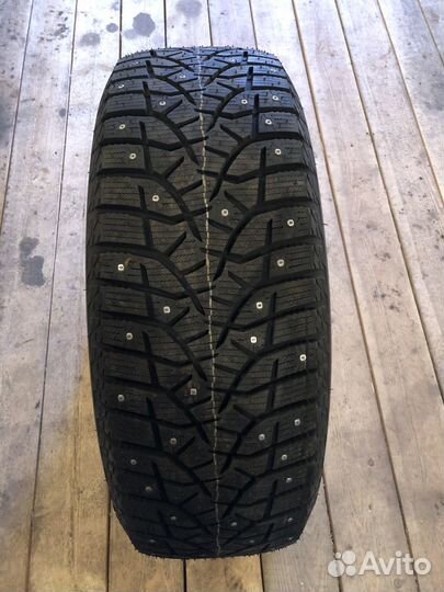 Bridgestone Blizzak Spike-02 235/40 R18 112