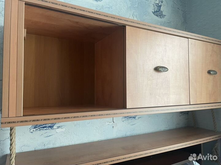 Полка настенная в морском стиле