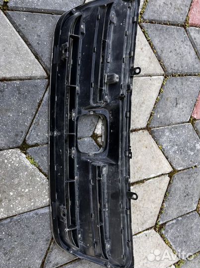 Решетка радиатора CR-V