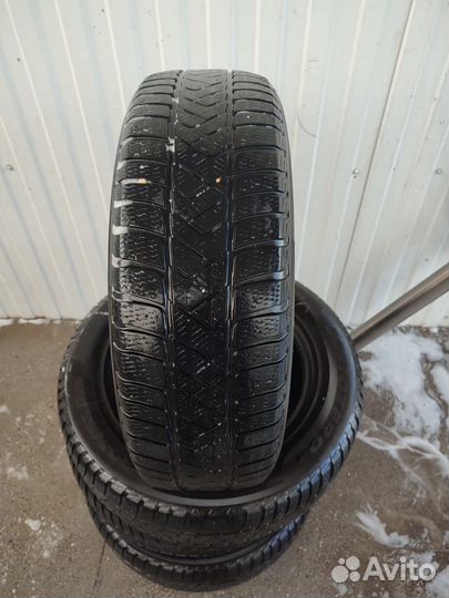 Pirelli Winter 210 SnowControl Serie III 205/65 R16