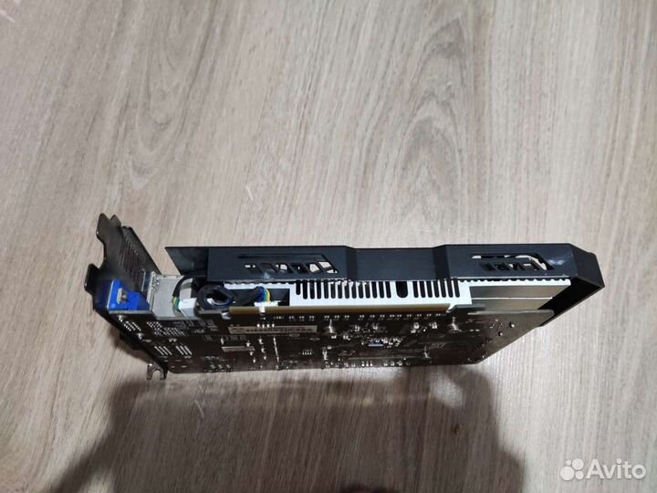 Видеокарта gtx 750ti 2gb