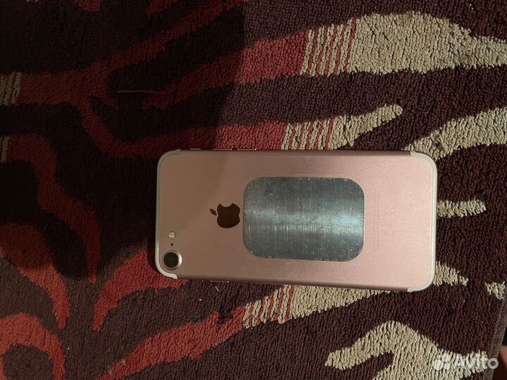 iPhone 7, 32 ГБ