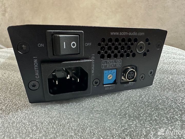 Внешний блок питания SOtM Audio sPS-500