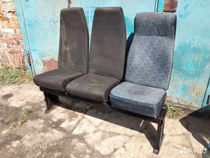 Ряд сидений (3шт ) на Фольксваген Транспортер Т5