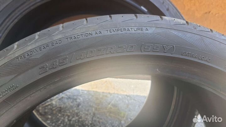 Yokohama Advan Sport V105 245/40 R20 99Y