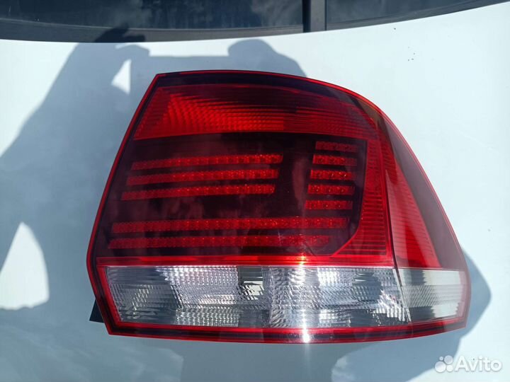 Задний фонарь volkswagen polo sedan
