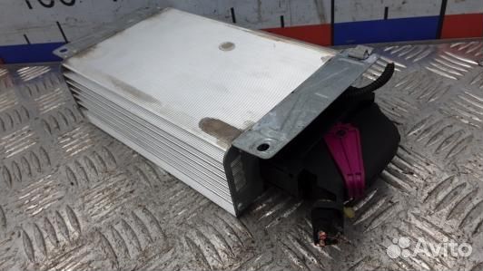 Усилитель музыки audi Q7 (BAD02XL01)