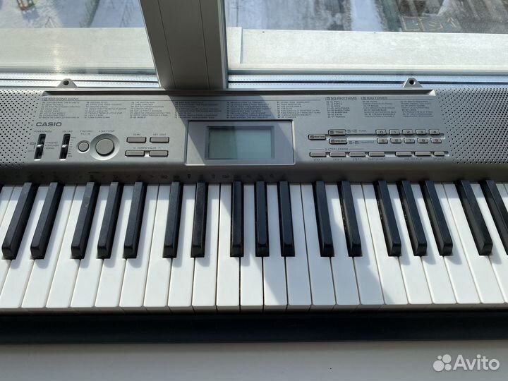 Синтезатор casio