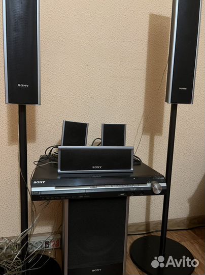 Домашний кинотеатр sony DAV-DZ570M