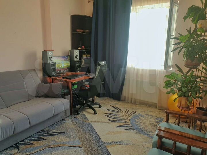 2-к. квартира, 59 м², 10/16 эт.