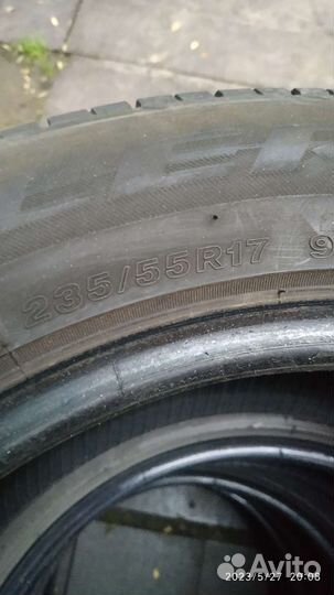 Bridgestone Dueler H/P Sport 235/55 R17