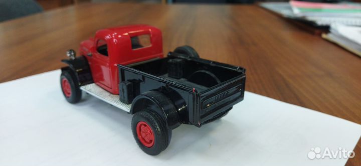 Модель Dodge Power Wagon 1946 1/28-30 Додж