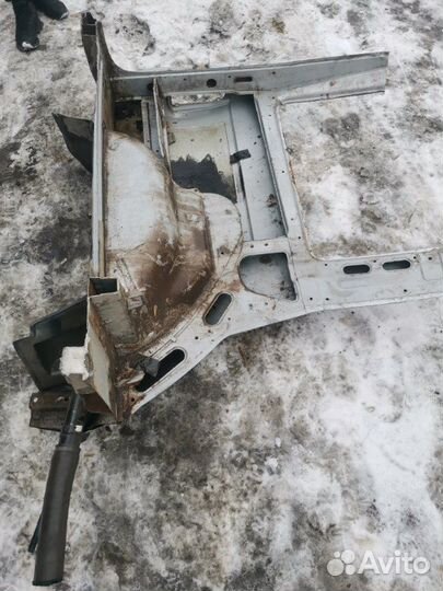 Крыло заднее левое УАЗ Патриот 409