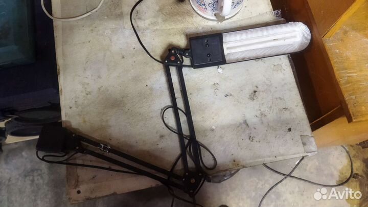 Лампа настольная