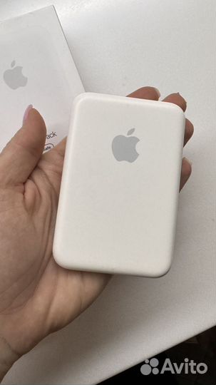 Apple magsafe battery pack