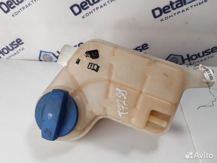 Бачок расширительный Audi A6 C6 2.0 TDI BRE 2008