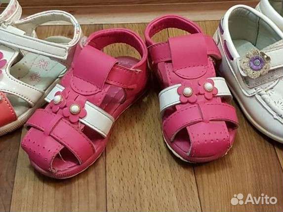Сандали на девочку