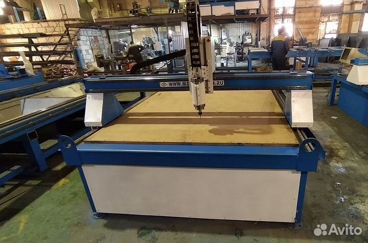Фрезерный станок с чпу по дереву, 1550х3030мм