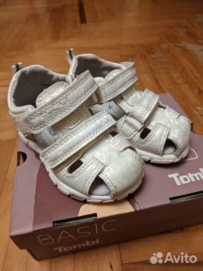 Сандалии для девочки Tombi