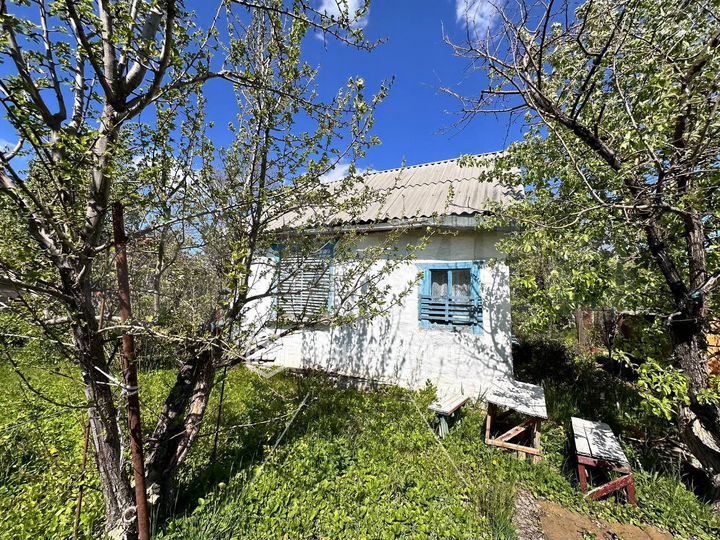 Дача 30 м² на участке 6 сот.