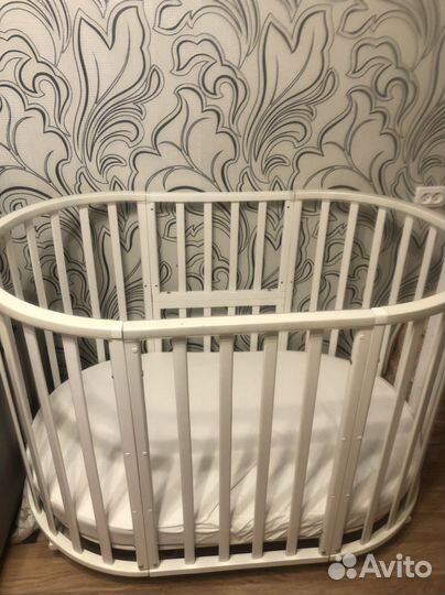 Детская кроватка круглая овальная