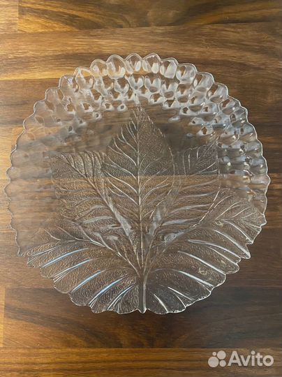 Новый набор из 6 тарелок