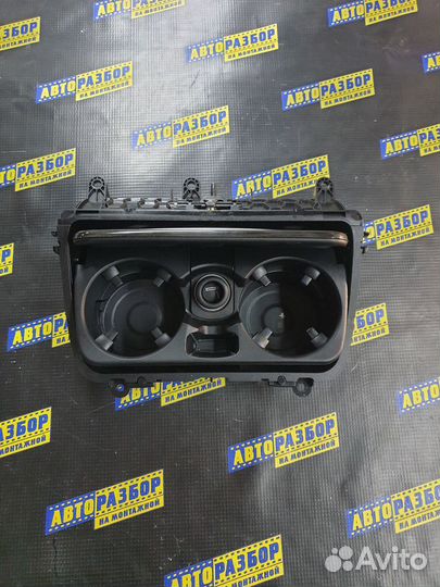 Подстаканник BMW F10