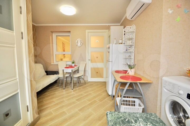 1-к. квартира, 40 м², 1/2 эт.