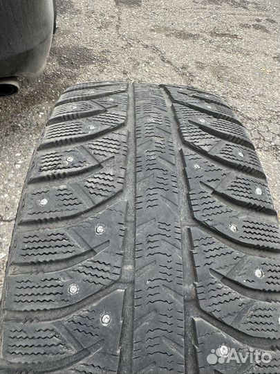Bridgestone Ice Cruiser 7000S 245/45 R18