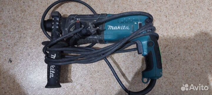 Перфоратор Makita HR2470