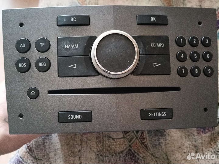 Штатная магнитола на opel астра h