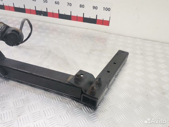 Фаркоп для Volkswagen Passat 5